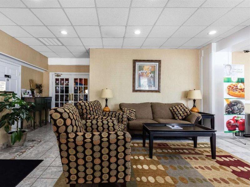 Quality Inn Tullahoma Extérieur photo
