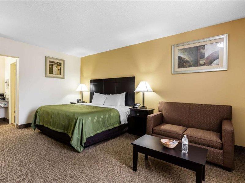 Quality Inn Tullahoma Extérieur photo