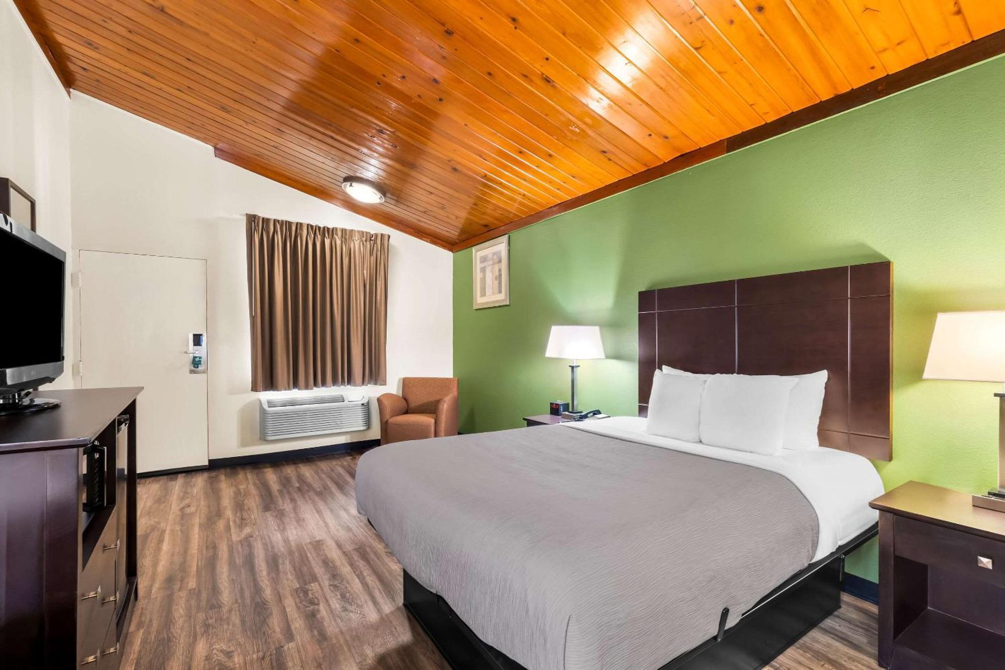 Quality Inn Tullahoma Extérieur photo