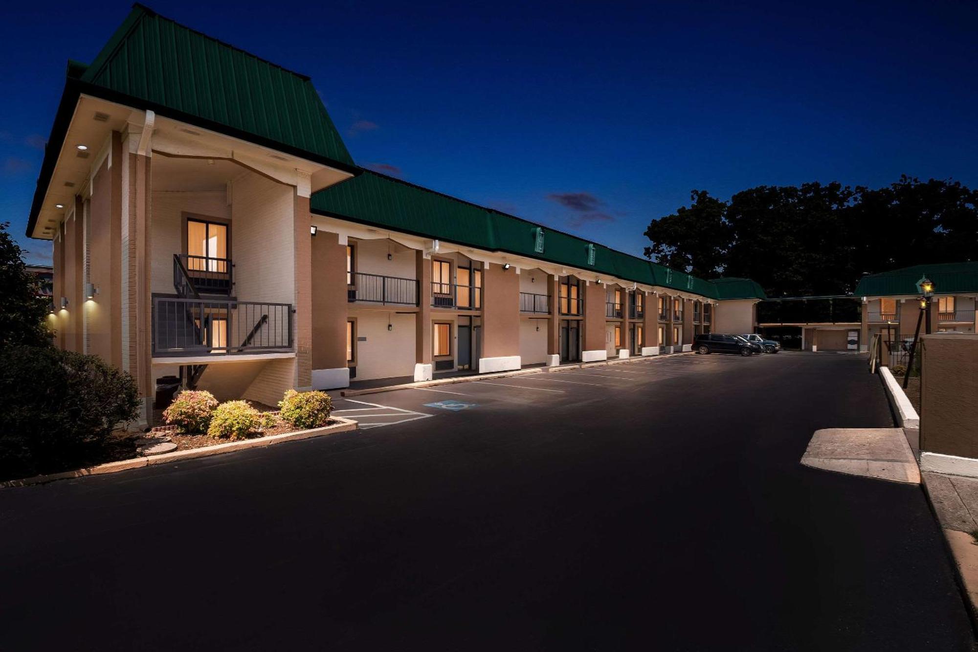 Quality Inn Tullahoma Extérieur photo