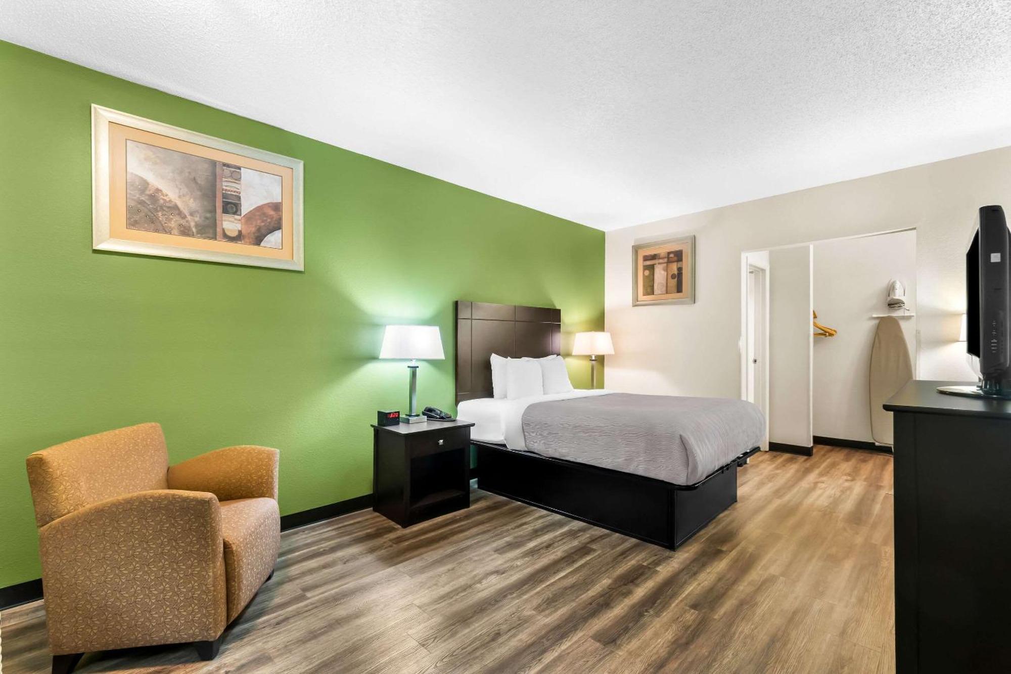 Quality Inn Tullahoma Extérieur photo