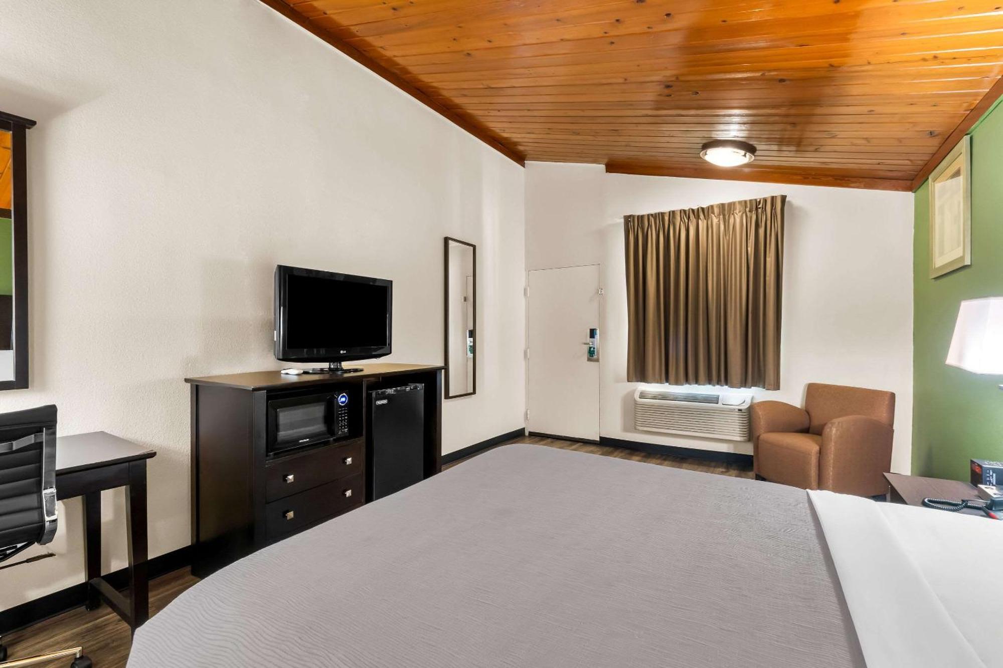 Quality Inn Tullahoma Extérieur photo
