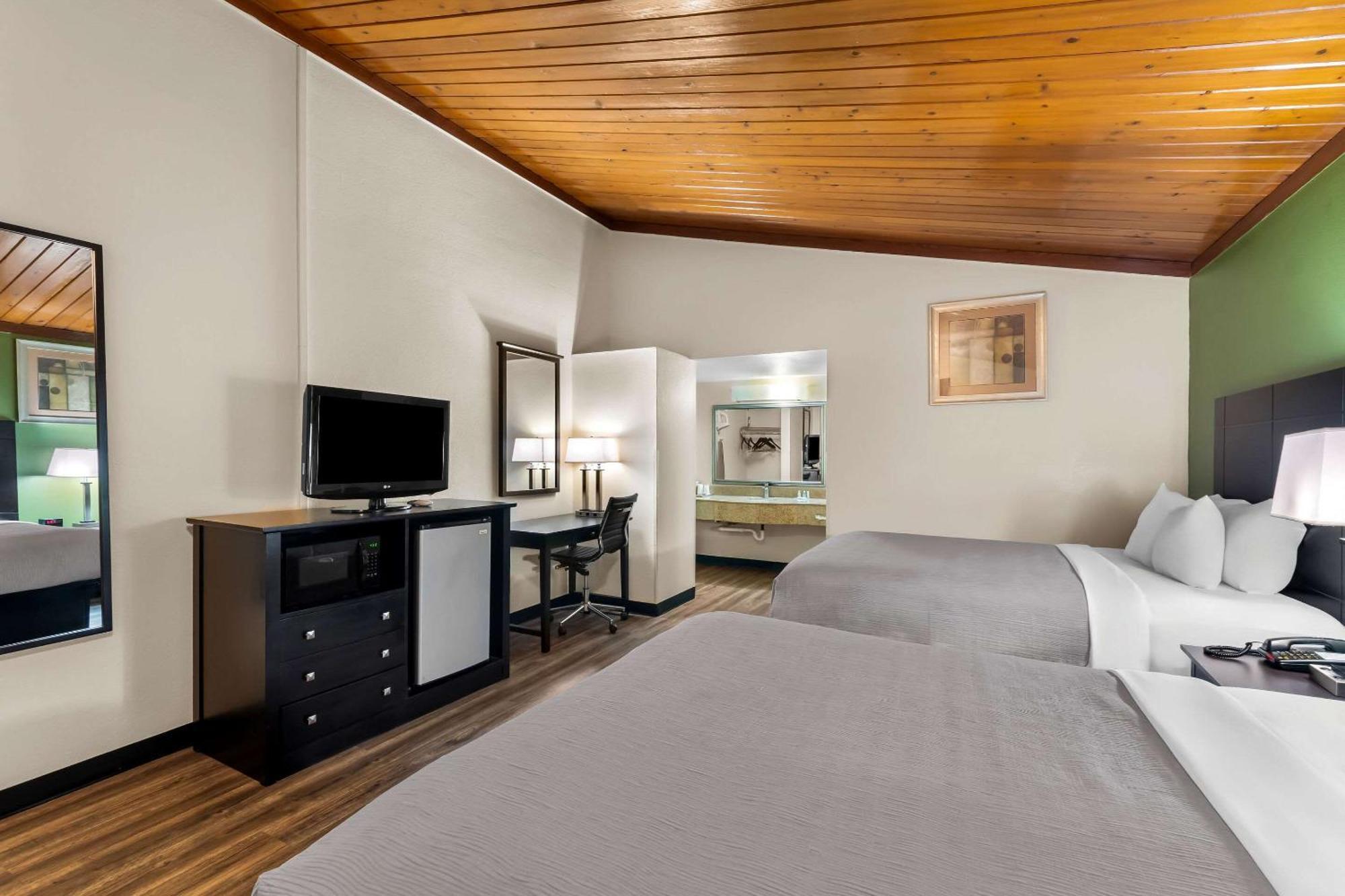 Quality Inn Tullahoma Extérieur photo
